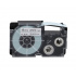 Casio XR-18WE1, 18mm x 8m, testo nera/sfondo bianco, nastro originale