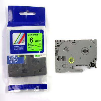 Nastro compatibile con Brother TZ-D11/TZe-D11, segnale 6mm x 8m, testo nera/sfondo verde